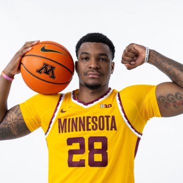 Gophers transfer guard Tyler Cochran has foot surgery, expected out until December