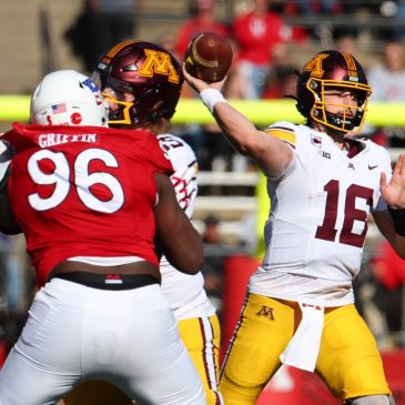 Gophers football QB Max Brosmer commits to play in bowl game