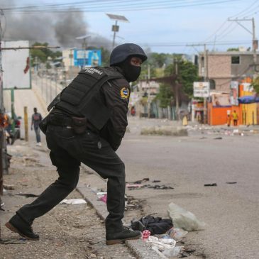 FAA prohibits US airlines from flying to Haiti for 30 days after plane was shot by gangs