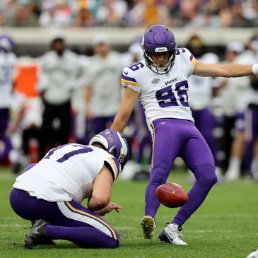 How the Vikings discovered new kicker Parker Romo