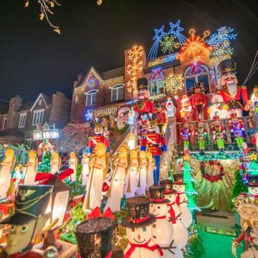 Jaw-dropping holiday light displays worth the trip this December