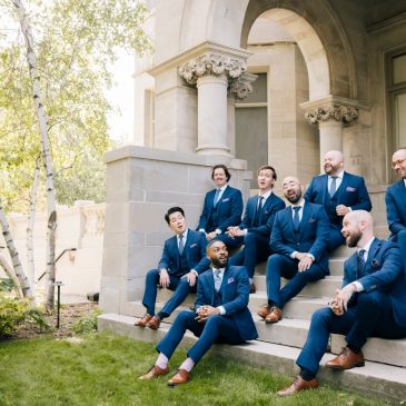 Cantus’ distinctive stylings help makes Christmas both merry and bright