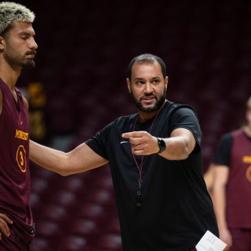 Clock is ticking for Gophers men’s basketball to get season turned around