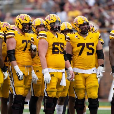 Gophers football loses key offensive lineman to NCAA transfer portal