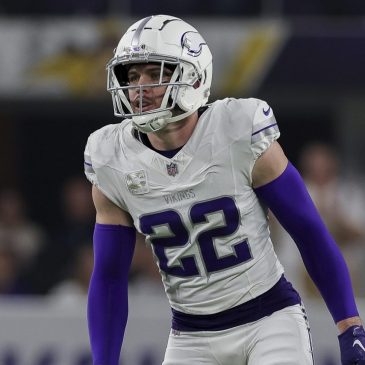 Vikings list veteran safety Harrison Smith as questionable. Will he play Sunday?