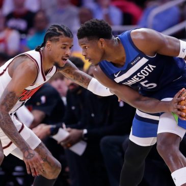 Timberwolves erase 15-point deficit in final five minutes to steal victory in Houston on Anthony Edwards’ late 3