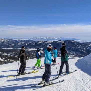 7 family-friendly ski resorts in the US that won’t break the bank