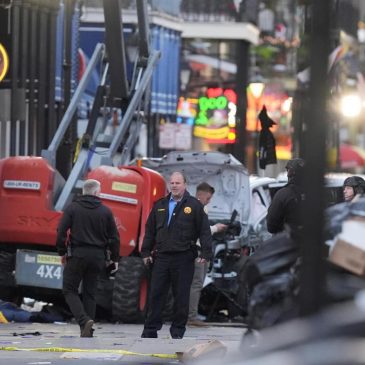 The Latest: FBI identifies driver in deadly New Orleans attack