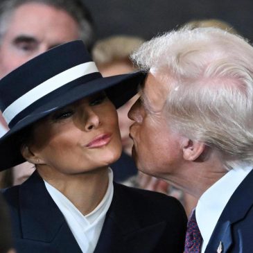 What Melania Trump wore to the inauguration — including the hat