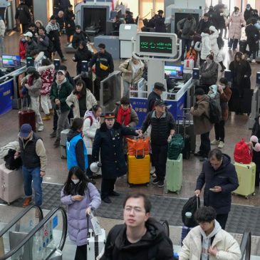 China’s Lunar New Year travel rush kicks into high gear with 9 billion trips expected