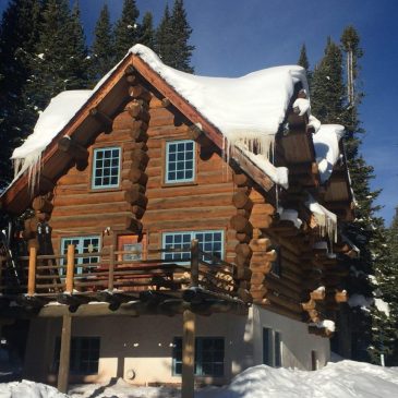 Stunning backcountry hut near Vail Pass offers comfortable getaway with remote feel