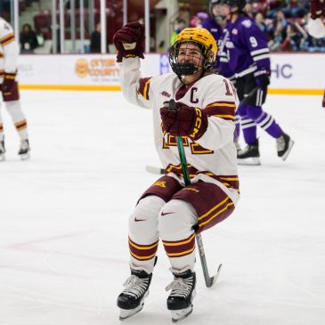 Important WCHA points at stake as Gophers, Beavers head outside for Hockey Day