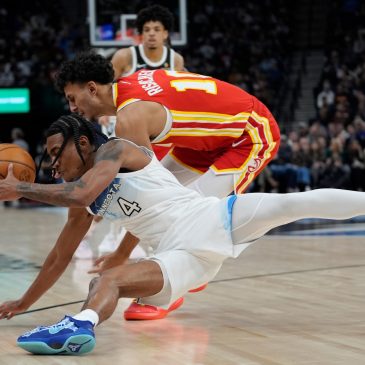 Timberwolves get beat up in ugly win over Hawks