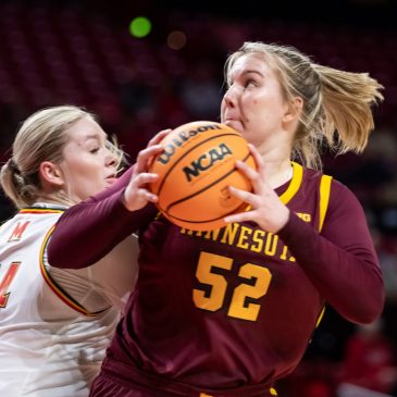 Women’s basketball: Gophers move up a spot in Associated Press poll