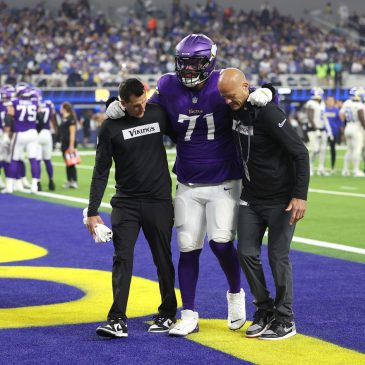 Vikings left tackle Christian Darrisaw on track with his recovery