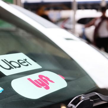 After win on wages, Minnesota Uber, Lyft drivers push for right to unionize