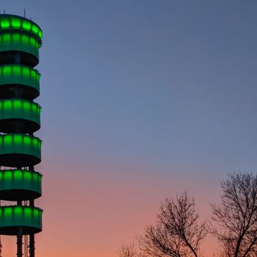 Eagan is aglow again as Sperry Tower returns