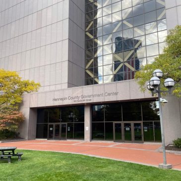 Former Hennepin County judge reprimanded for sexual relationship with law clerk, inappropriate comments to other clerks