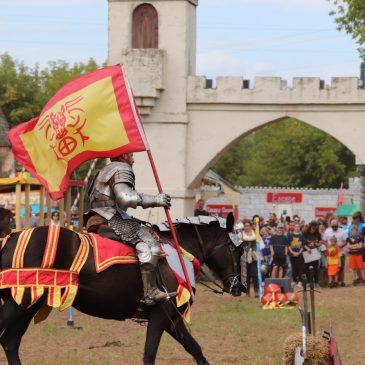 Four-alarm fire destroys multiple buildings on Renaissance Festival grounds