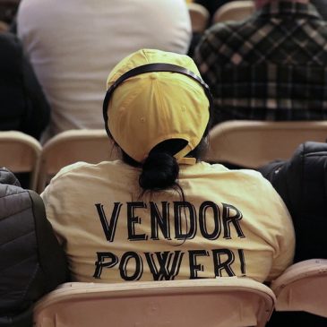 Funcionarios neoyorquinos apoyan aumento de permisos para vendedores ambulantes, pero se resisten a levantar el límite impuesto hace tiempo
