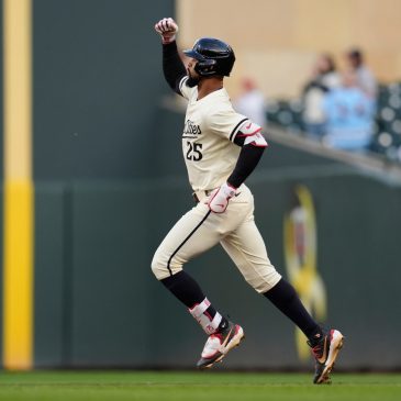 Outfielders power Twins past Orioles for fourth straight win