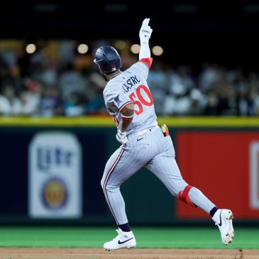 Twins come back to oust Mariners in “one of the best wins” in recent memory