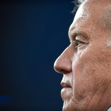 Longtime agent Jeff Sperbeck’s fatal fall from golf cart driven by John Elway ruled an accident