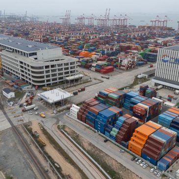 China says it’s evaluating US overtures for trade talks, but tariffs remain an obstacle