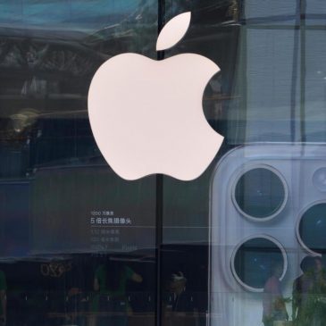 Apple has had few incentives in the past to start making iPhones in US