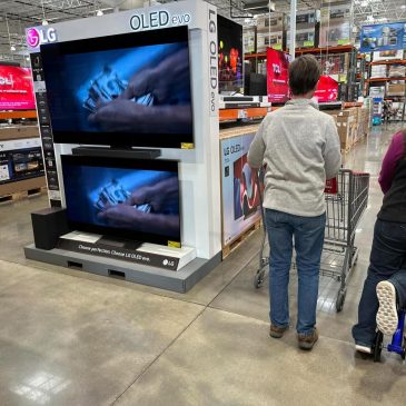 US consumer confidence rebounds after five straight months of declines amid tariff anxiety