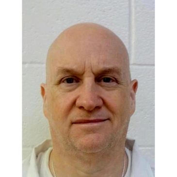 Escape of ex-police chief known as ‘Devil in the Ozarks’ has Arkansas residents on edge