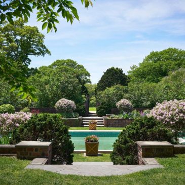 Tradition and change intertwine to create beauty at a century-old arboretum