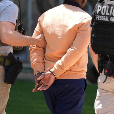ICE agents wait in hallways of immigration court as Trump seeks to deliver on mass arrest pledge