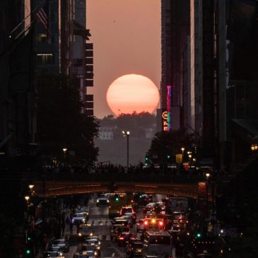 What is Manhattanhenge and when can you see it?