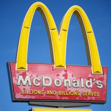 McDonald’s plans to hire 375,000 U.S. workers this summer