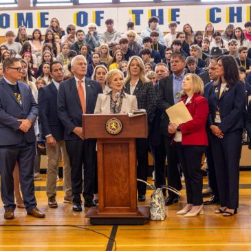 Trump’s education secretary threatens to pull funding from NY over its Native American mascot ban