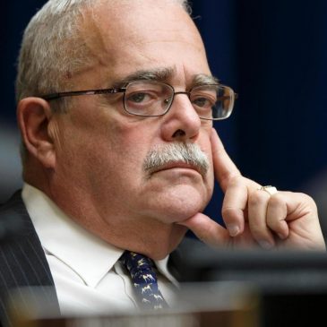 Gerry Connolly, a Democratic congressman and fixture of Virginia politics, dies at 75