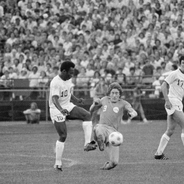 Before Lionel Messi, Pele’s ‘aura’ captured Minnesota soccer fans in 1976
