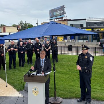 Cops, service providers increasing presence on St. Paul’s University Ave, Green Line