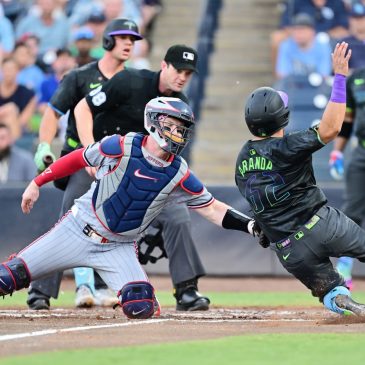 Clemens homers again as Twins beat Rays