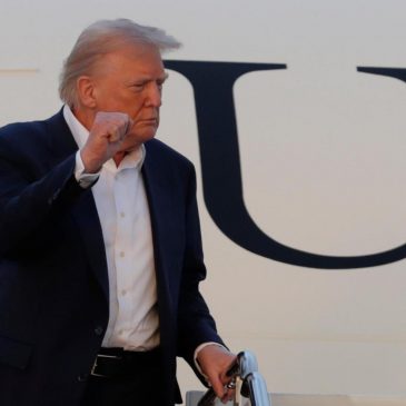 Trump administration says it’ll pay immigrants in the US illegally $1,000 to leave the country