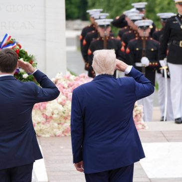 Trump places wreath at Arlington National Cemetery to mark Memorial Day