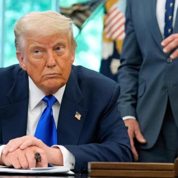 South African leader and Trump will meet next week after US took in white South Africans as refugees