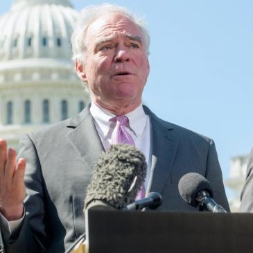 Senate Democrats plan to force a vote on resolution for transparency on deportations to El Salvador