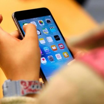 Texas push to ban minors under 18 from social media fades with time running out
