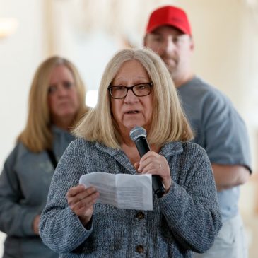 NAMI MN Sue Abderholden to retire as executive director after 24 years