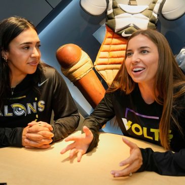 MLB investing in nascent softball league