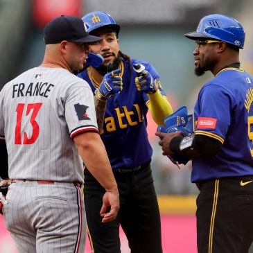 Long-time Mariner Ty France finds good fit in Minnesota