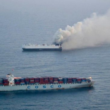 Cargo ship carrying new vehicles to Mexico sinks in the North Pacific weeks after catching fire