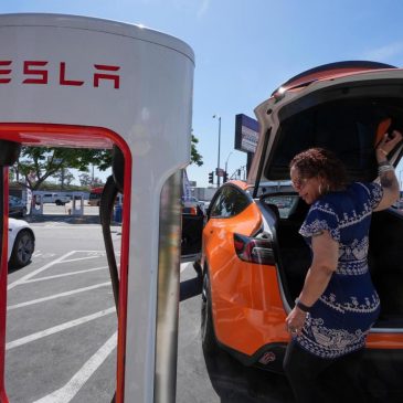 Trump is expected to sign a measure blocking California’s nation-leading vehicle emissions rules